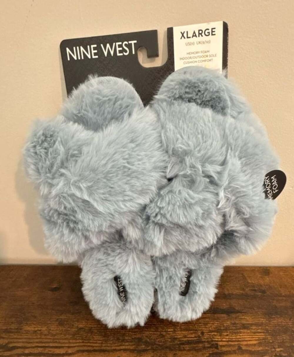 Nine West Light Blue Faux Fur Crossover Slippers Memory Foam X-Large
